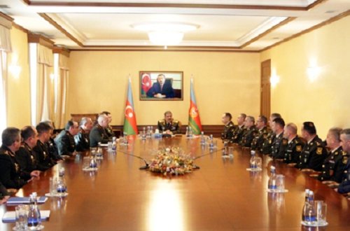 Zakir Həsənov generalları topladı - Təcili müşavirə