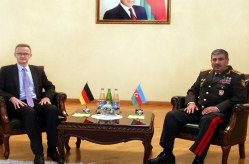 Zakir Həsənov Almaniya səfiri ilə görüşüb