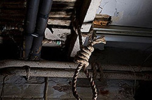 Samuxda 43 yaşlı kişi özünü asdı