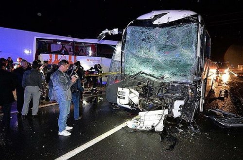 Türkiyədə ağır yol qəzası: 68 yaralı