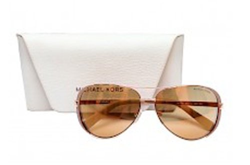 Qızıl və qiymətli daşlardan eynək hazırlandı