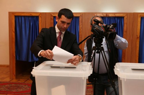 Azərbaycanın Rusiyadakı səfirliyində referendumla bağlı səsvermə başlayıb