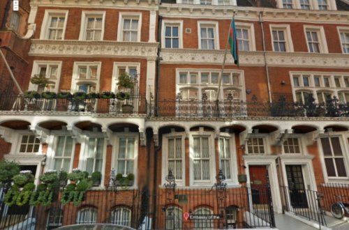 Londonda həmvətənlərimiz səsvermədə fəal iştirak edirlər