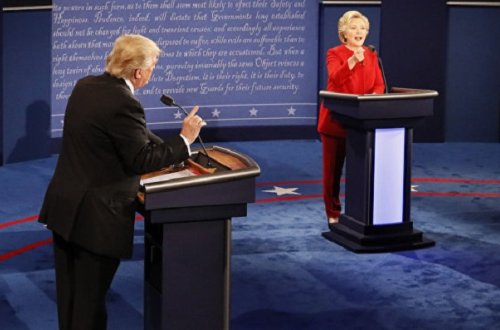 Gərgin debat: Klinton Trampı susdurdu - VİDEO