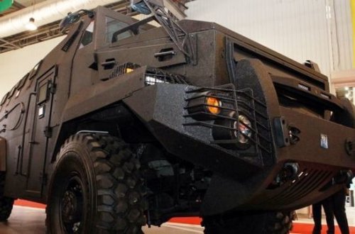 Azərbaycan yeni zirehli transportyorunu təqim etdi – FOTO