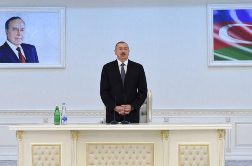 Prezident İlham Əliyev: Azərbaycan heç kimin diktəsi ilə oturub-duran deyil