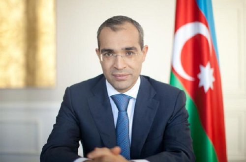 Nazir direktoru işdən qovdu - FOTOLAR