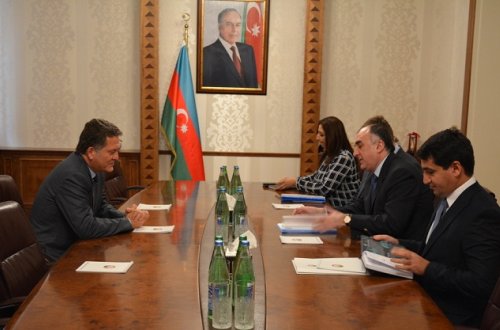 Məmmədyarov Alper Coşqunla vidalaşdı