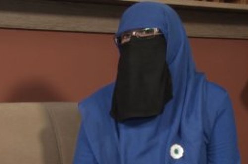 Canlı efirdə imamı döyüblər - VİDEO