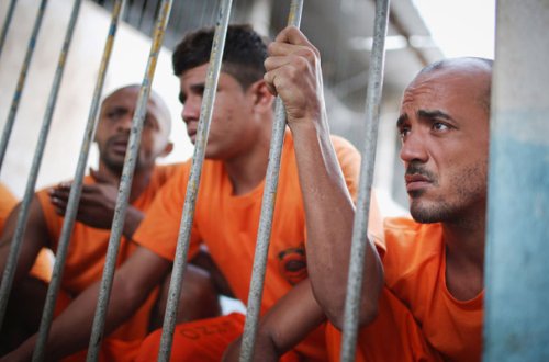 Braziliyada həbsxanadan 200 məhkum qaçdı