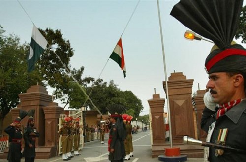 Hindistanla Pakistan arasında müharibə başlayır - Xeyli ölən var