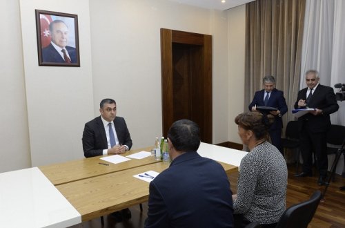 Nazir Şəmkirdə vətəndaşlarla görüşüb