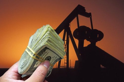 Neftin qiyməti yenidən 50 dolları keçdi