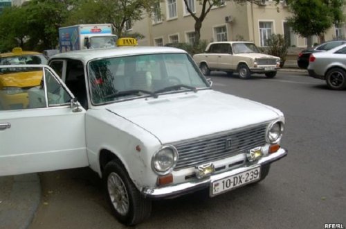 Bakıda Sovet maşınlarına qadağa qoyulur