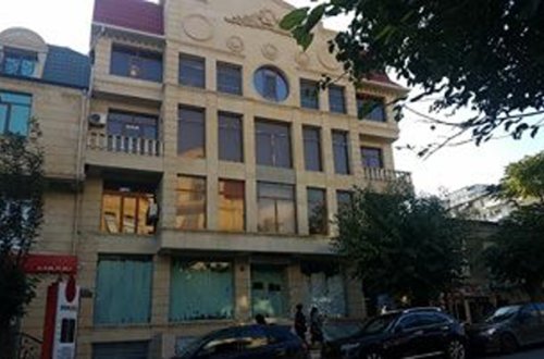 “Özünü o iş adamının arvadı kimi təqdim edirdi” - Leyla Əhmədovaya sərt cavab