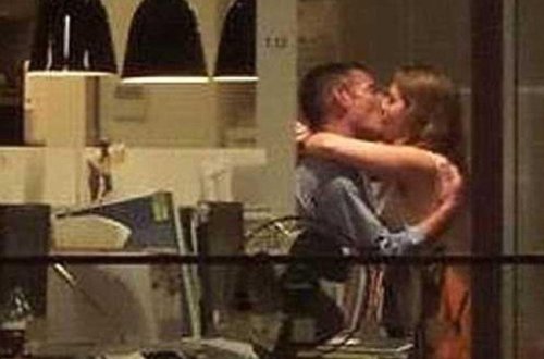 RÜSVAYÇILIQ! Nişanlı qız evli kişiylə ofisdə belə tutuldu