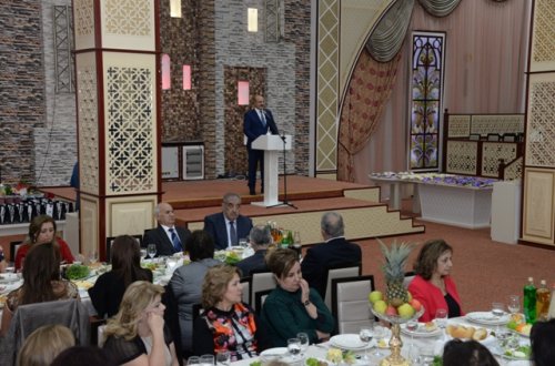 Nəsimi rayonunda  Müəllim günü  qeyd olunmuşdur