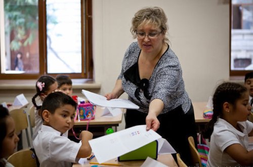 Bu gün Müəllimlər günüdür