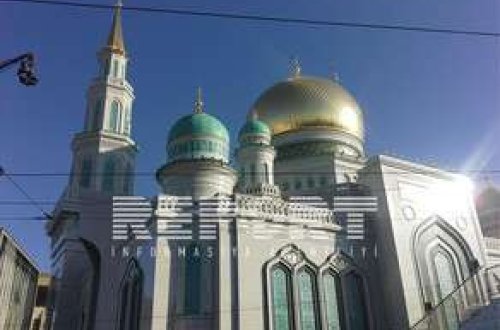 Moskva Müsəlmanları Ruhani İdarəsi azərbaycanlıların Cümə məscidində toplanmasını qadağan edib - FOTOLAR