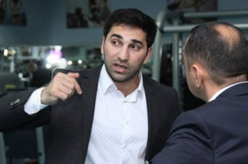 Zoriklə FOTOSU yayılan Kamil: “Ə, sən hamamdasan, arvad...” - QALMAQAL