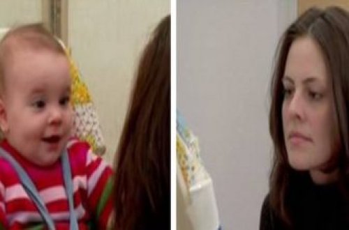 Körpədən onu əzizləməyən anasına qeyri-adi reaksiya - VİDEO