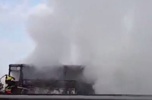 Bakıda sərnişin avtobusu yanıb kül oldu - ANBAAN VİDEO