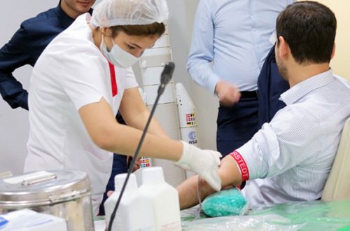 1000-ə yaxın adam qan verib