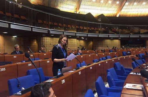 Millət vəkili AŞPA-da Xocalıdan danışıb