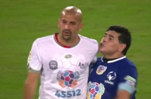 Roma Papasının tədbirində qalmaqal - VİDEO