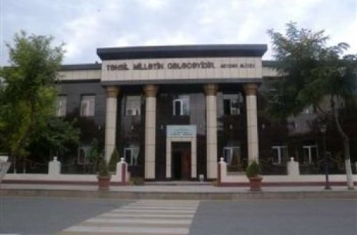 Təhsil idarəsində əlbəyaxa davaya - Rəsmi aydınlıq gətirildi (Foto)