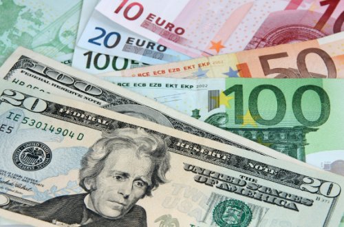 Azərbaycanda xarici valyutanın satışı ilə bağlı yeni qərar qəbul olunub