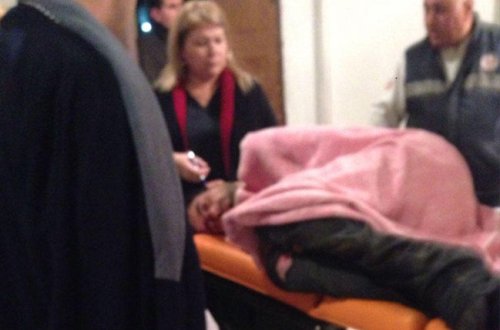 Bakıda küçədə huşsuz, çılpaq kişi tapılıb - FOTOLAR