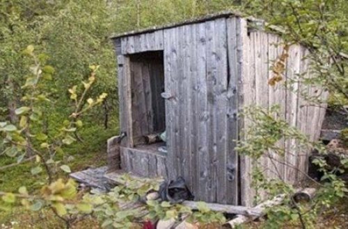 Tualeti sökdülər, altından çıxanlar hər kəsi şok etdi - FOTOLAR