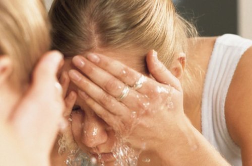 Arvadını ilk dəfə makiyajsız görən ər - Onu boşadı