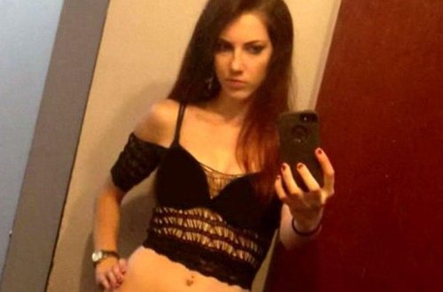 Müəllimlikdən qovulan qadın indi barda işləyir - VİDEO - FOTO