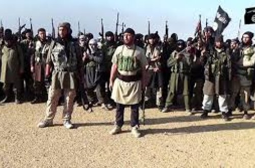 İŞİD kölə kimi saxladığı qadınları çıxardı