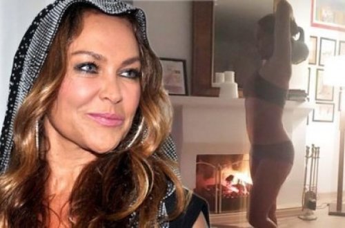 53 yaşlı Hülya alt paltarda - FOTOLAR (18+)