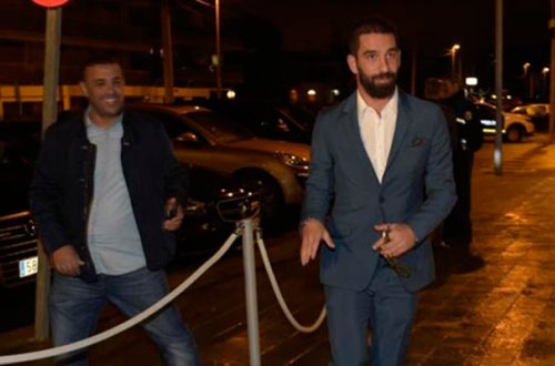 Hamı sevgilisi ilə, Arda təsbehlə... - FOTOLAR