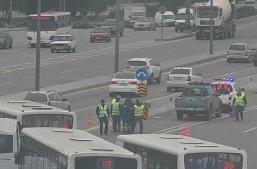 Sürücülərin nəzərinə — Daha bir prospekt qismən bağlandı