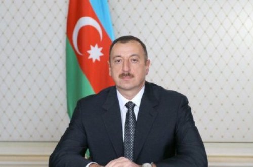 İlham Əliyev Xorvatiya prezidentini qarşıladı