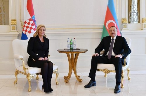 Prezidentlər təkbətək görüşdü - FOTOLAR