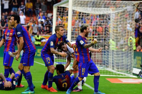 Messidən azarkeşlərə - “Fahişə balaları...”