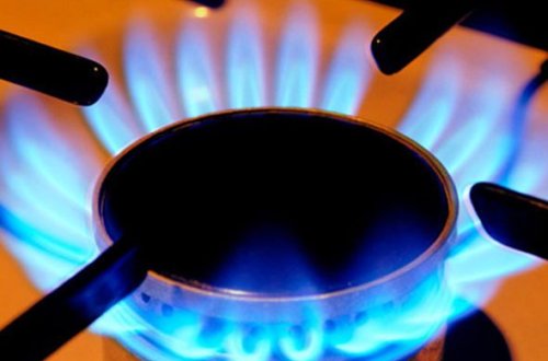 Dəm qazından zəhərləndilər - Qaynana öldü, gəlin isə...