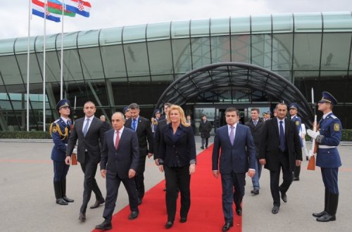 Xorvatiya Prezidentinin Azərbaycana rəsmi səfəri başa çatıb