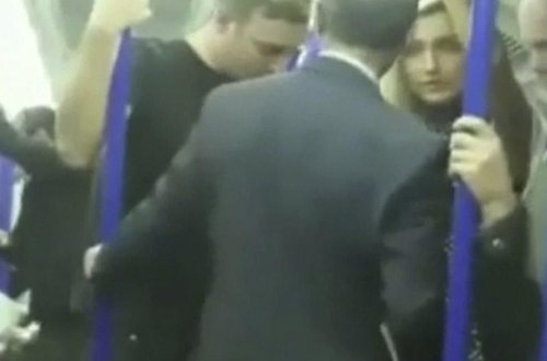 Metroda qıza toxundular, dava düşdü - VİDEO