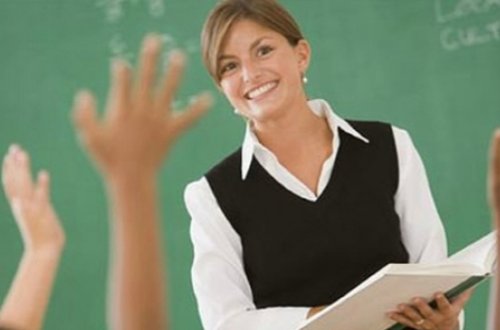 Müəllimlərin əməkhaqqı artırılacaq - RƏSMİ