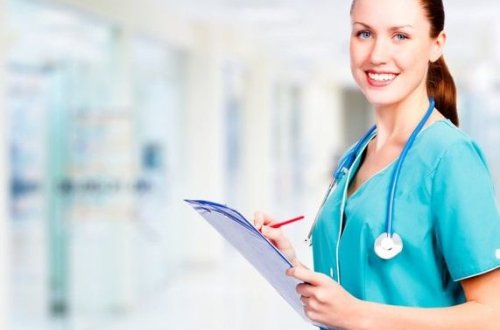 Nazirlik xəstəxanaların pullu xidmətə keçməsi məsələsinə aydınlıq gətirdi