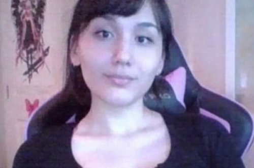 İnternetdə kişiləri soyunduran 17 yaşlı qız - FOTOLAR