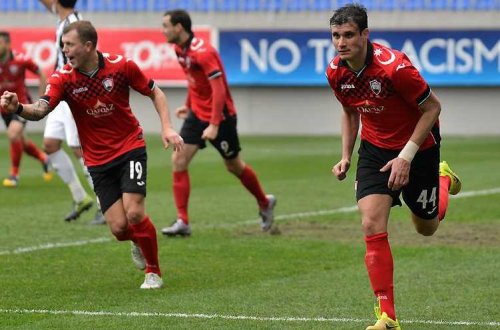 “Qəbələ”nin futbolçusunun burnu sındı – VİDEO