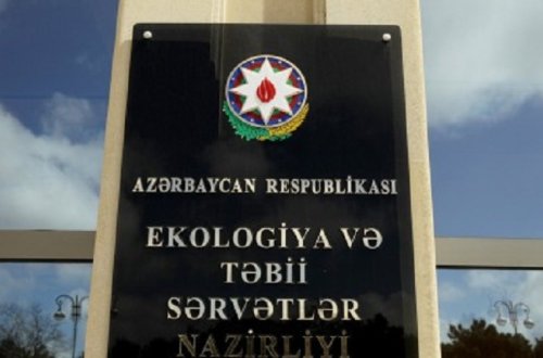 `Bizdən xaricə donoslar yazırlar` - Nazir müavini